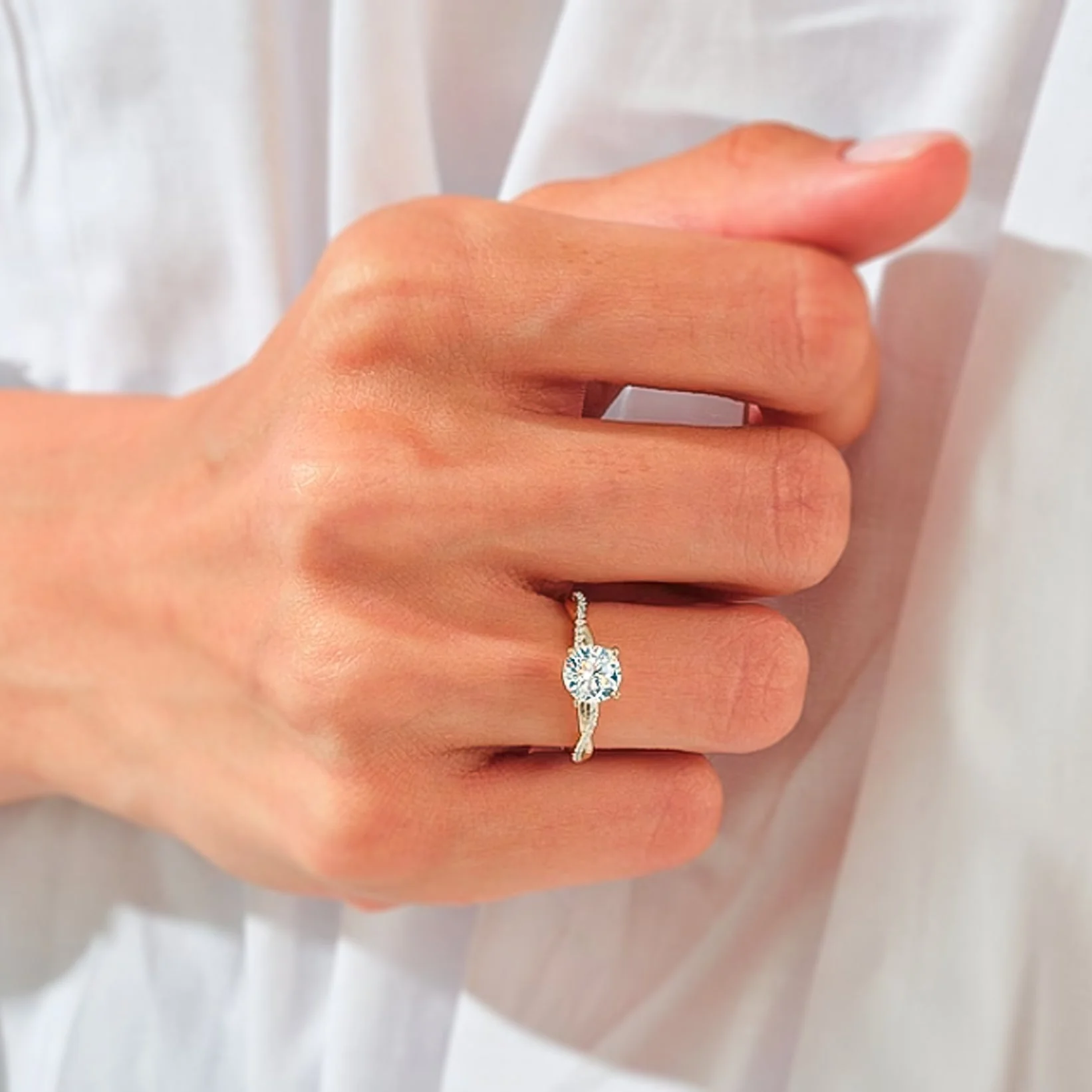 Cubic Zircon Stylish Ring for Any Occasion - Image 5