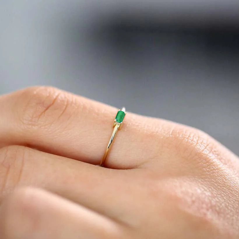 Green Emerald Baguette Gemstone Minimalist Ring - Image 3