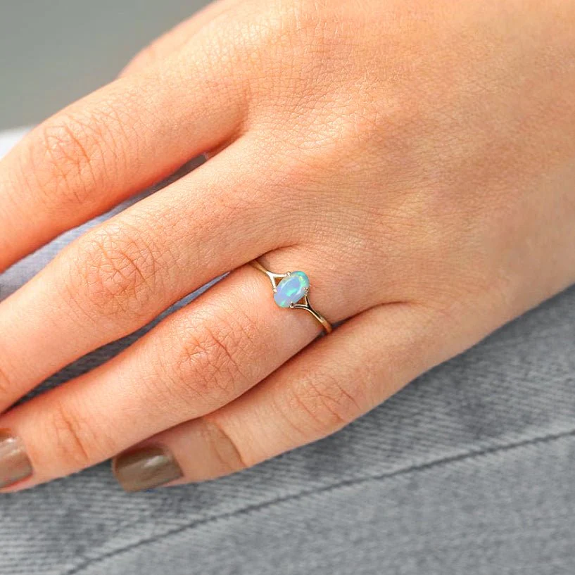 Natural Fire Oval Faceted Opal Ring - Image 4