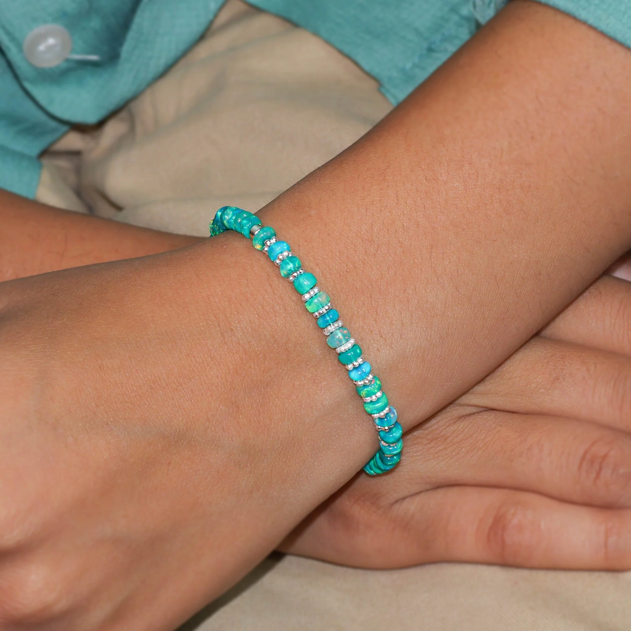 Natural Green Opal Beaded Bracelet With Circular Silver Chakri Beads - Image 3