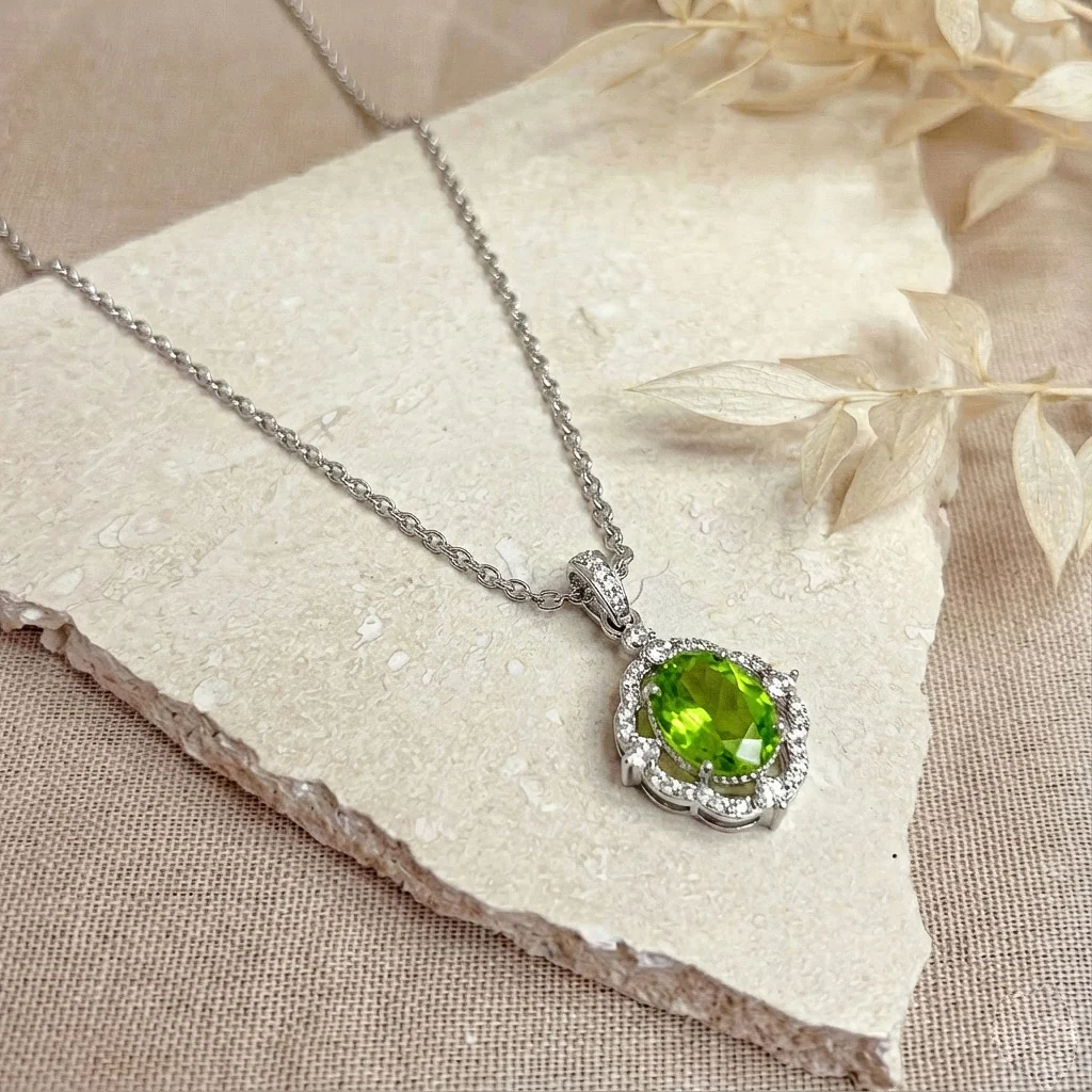 Peridot Oval Halo Pendant Necklace in 925 Sterling Silver 1.2ct - Image 5