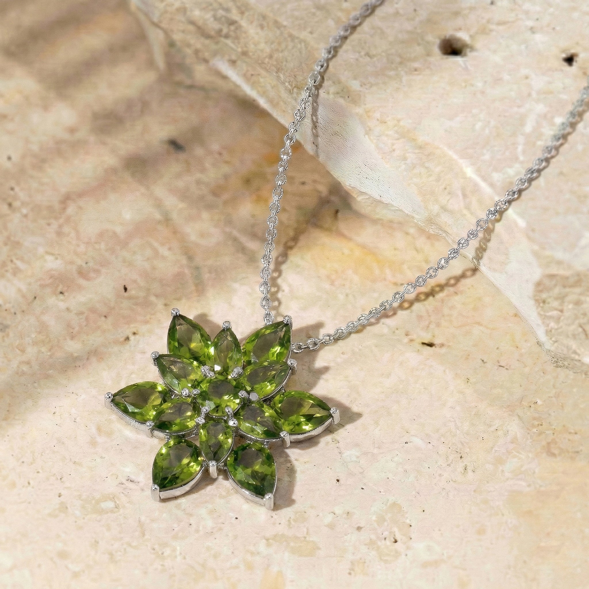 Peridot Pear Floral Pendant Necklace in 925 Sterling Silver 5.70ct - Image 6
