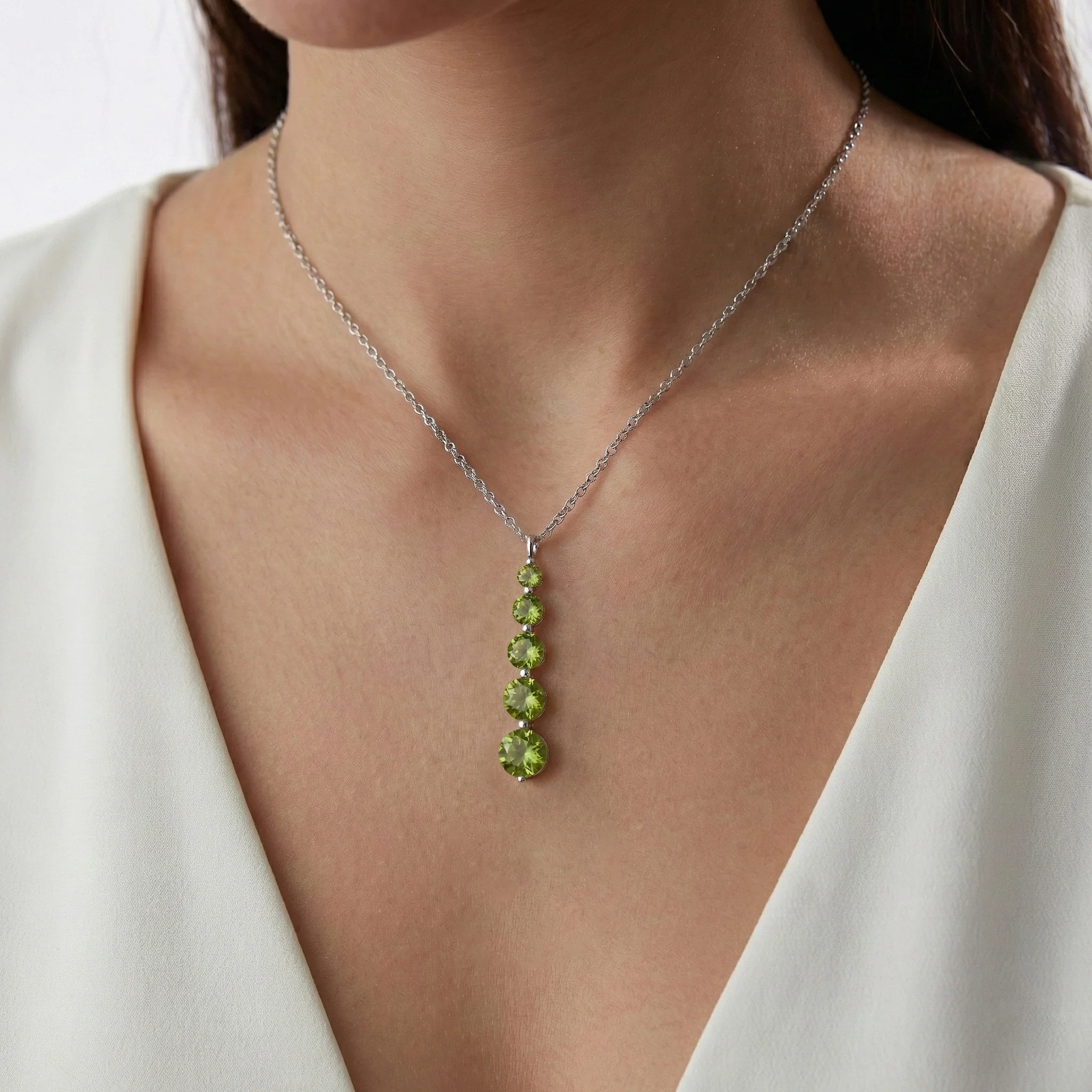 Peridot Round 5 Stone Bar Pendant Necklace in 925 Sterling Silver 3.90ct - Image 5