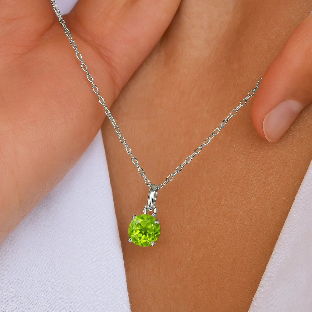 Peridot Teardrop Pendant Necklace in 925 Sterling Silver 7mm 1.5ct - Image 5