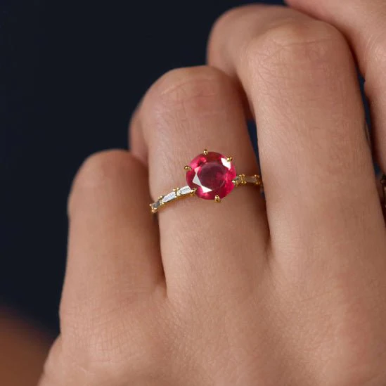 Red Ruby Seven Stone Design Ring - Image 3